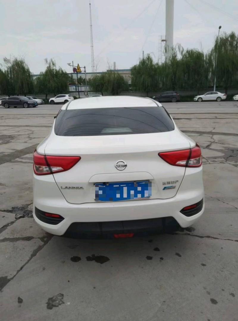 保定19年日产蓝鸟9