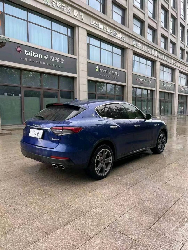 枣庄21年玛莎拉蒂Levante4