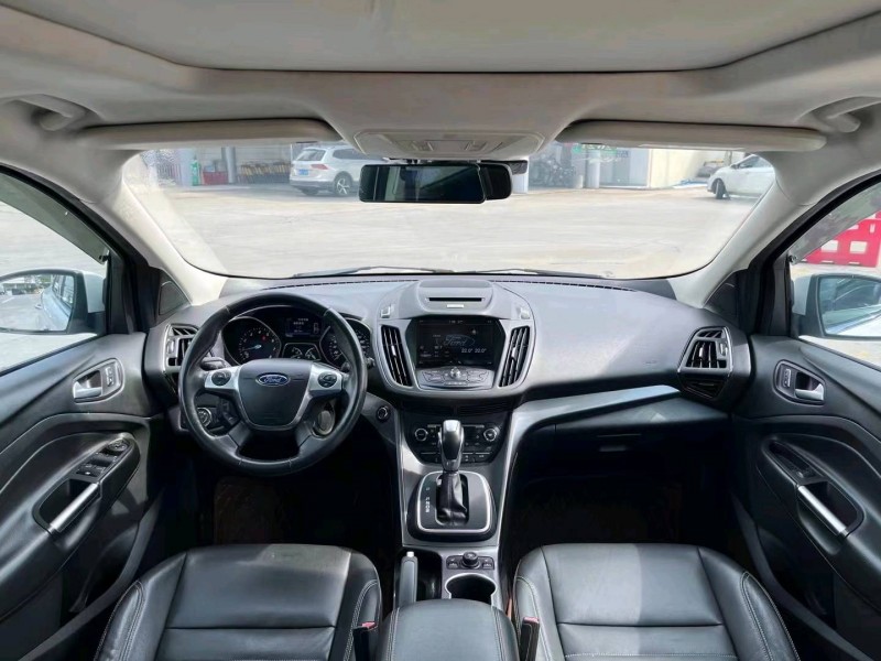 石家庄15年福特翼虎4