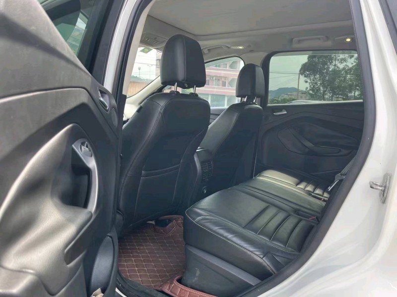 石家庄15年福特翼虎5