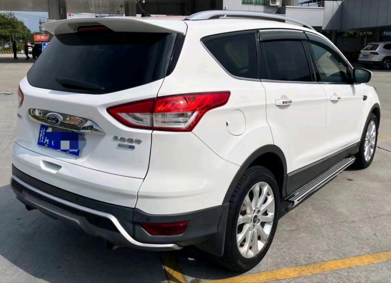 石家庄15年福特翼虎8