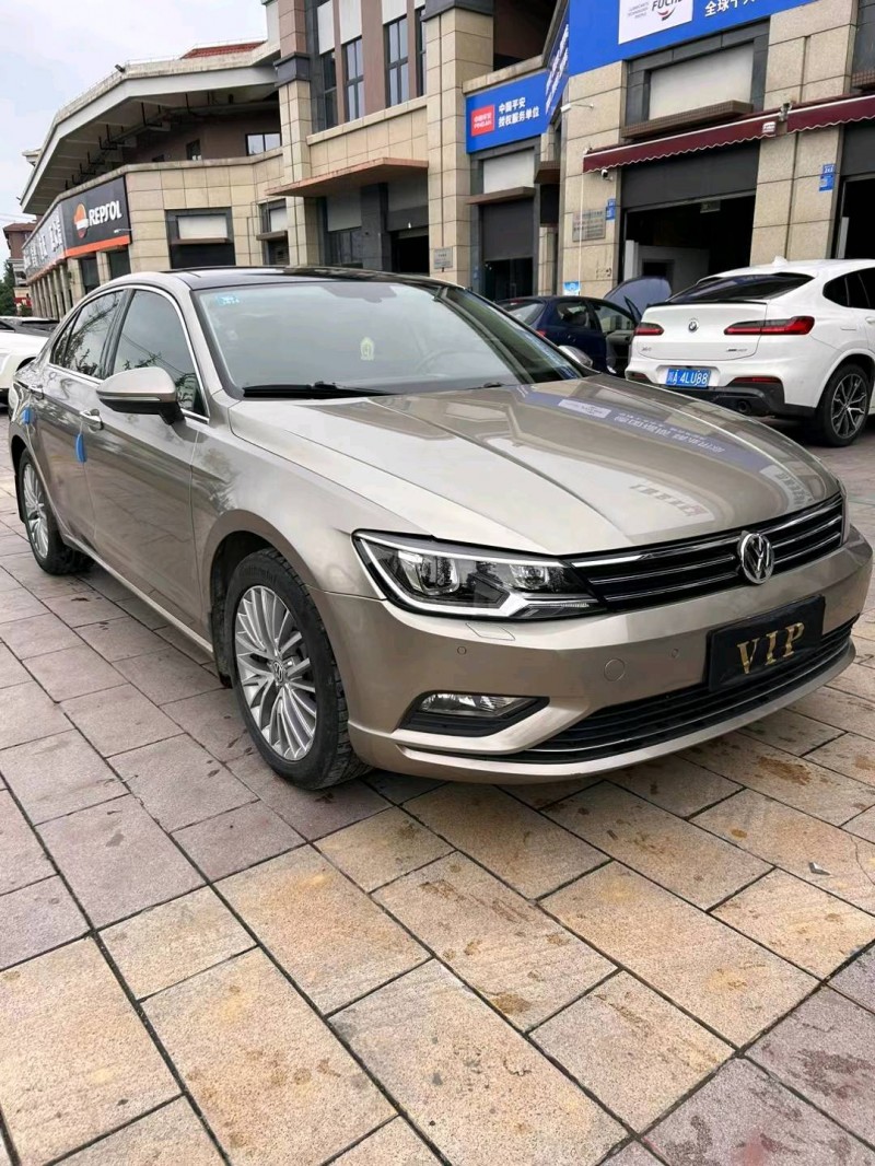 成都15年大众凌渡2