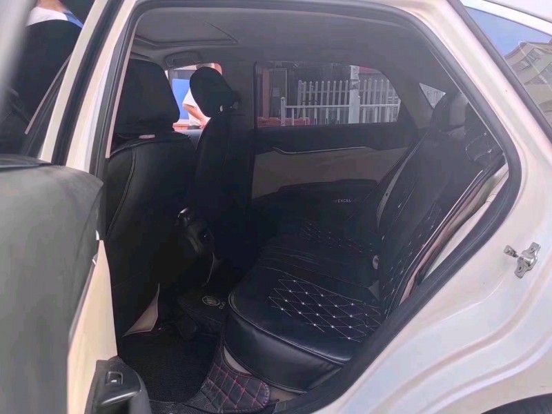 青岛17年别克英朗6