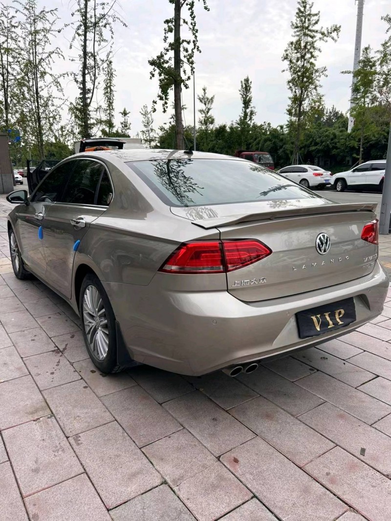 成都15年大众凌渡9