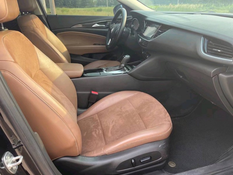 徐州20年别克君威7