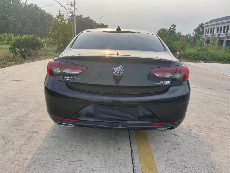 徐州20年别克君威9