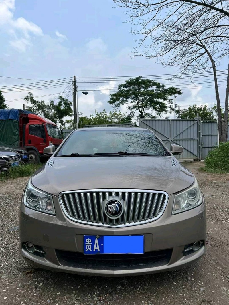 广州12年别克君越1