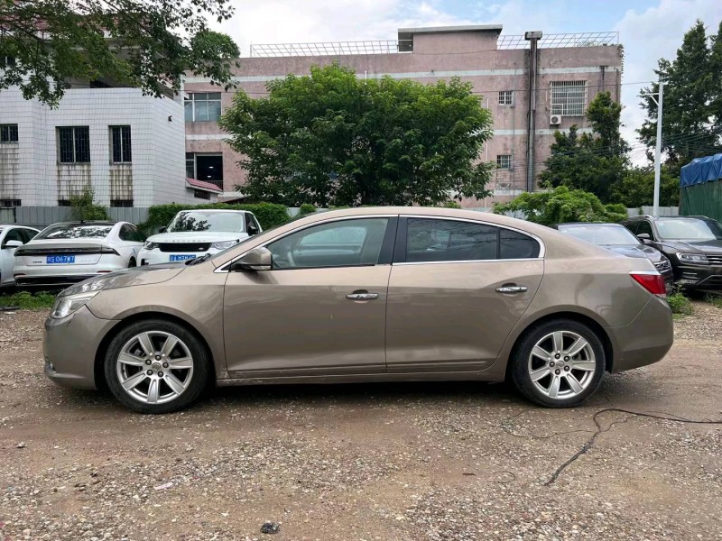 广州12年别克君越3