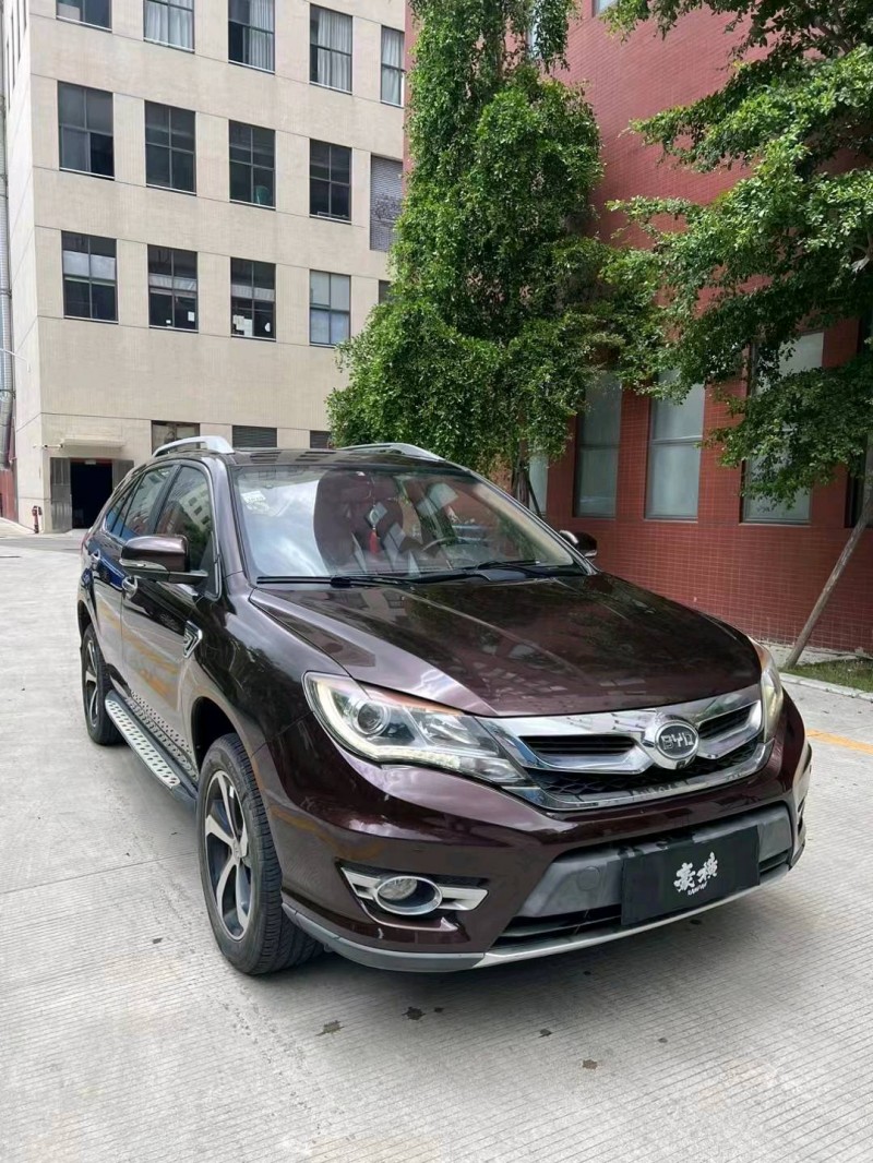 深圳16年比亚迪S72