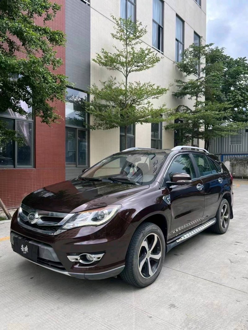 深圳16年比亚迪S73