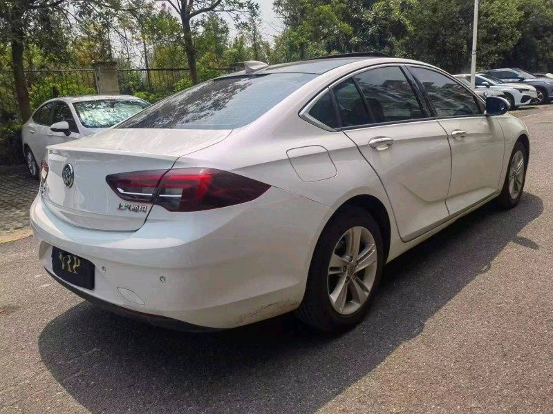 济南18年别克君威3