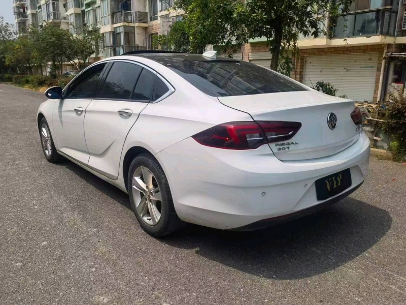 济南18年别克君威4