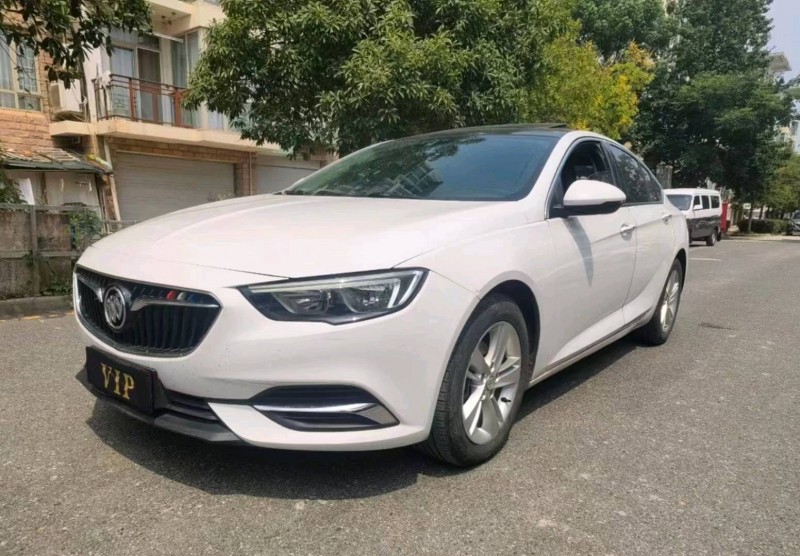 济南18年别克君威5