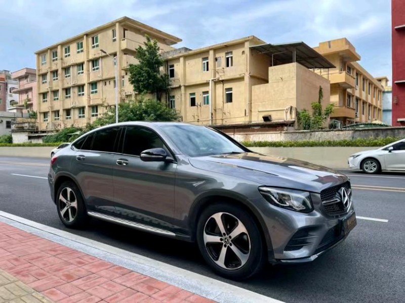 东莞17年奔驰GLC3