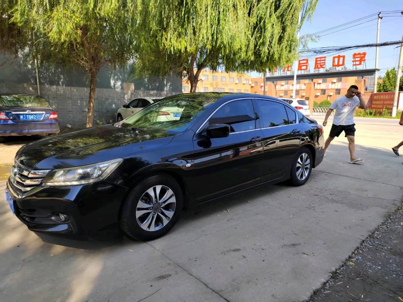 保定14年本田雅阁2