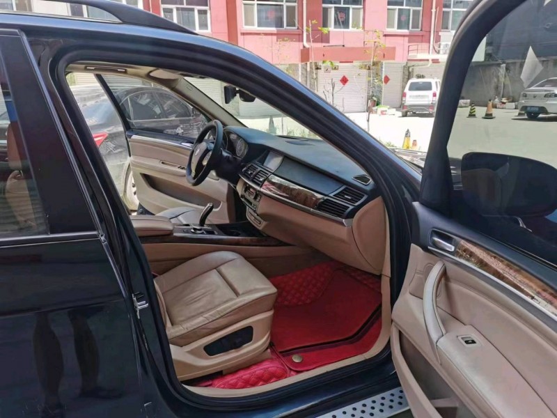 保定09年宝马X57