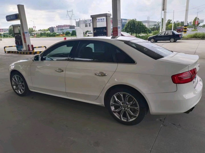 保定13年奥迪A4L5