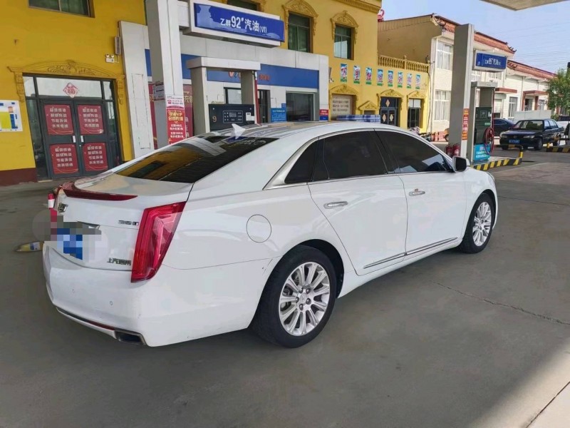 保定17年凯迪拉克XTS4