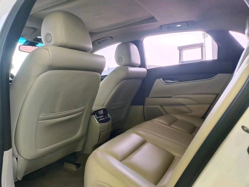 保定17年凯迪拉克XTS8