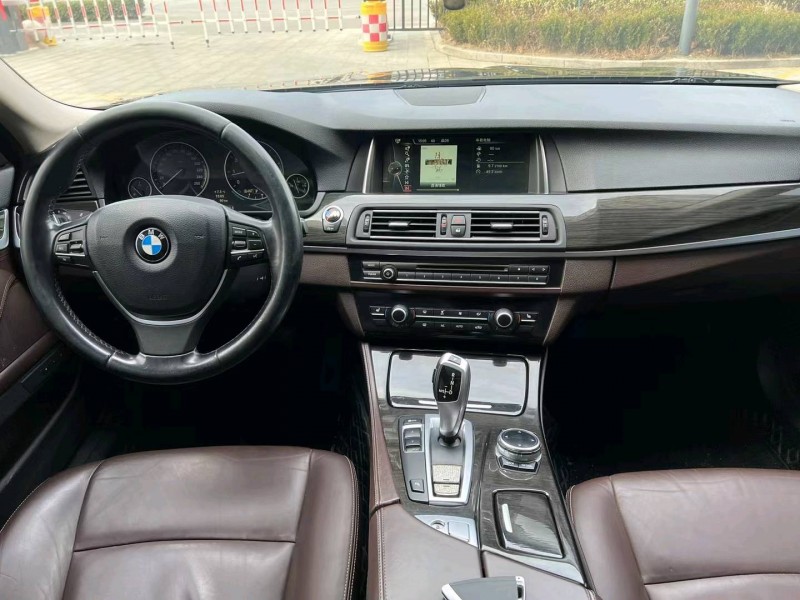 济宁14年宝马5系5