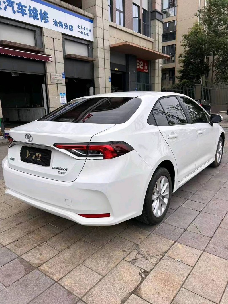 成都22年丰田卡罗拉7