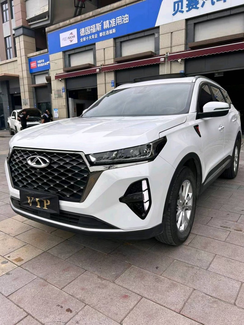 成都21年奇瑞瑞虎73