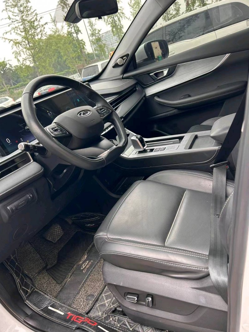 成都21年奇瑞瑞虎76