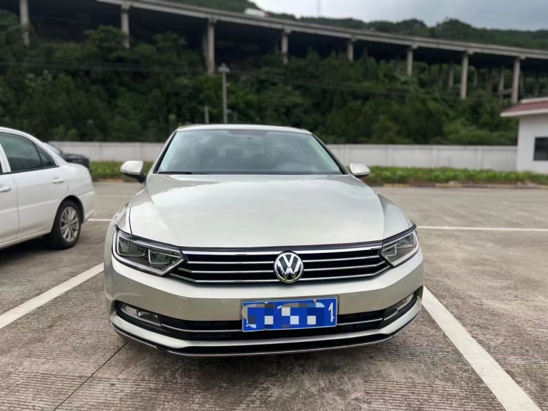 广州19年大众迈腾1