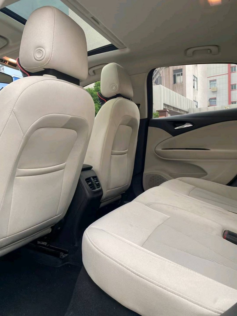 中山20年别克威朗6