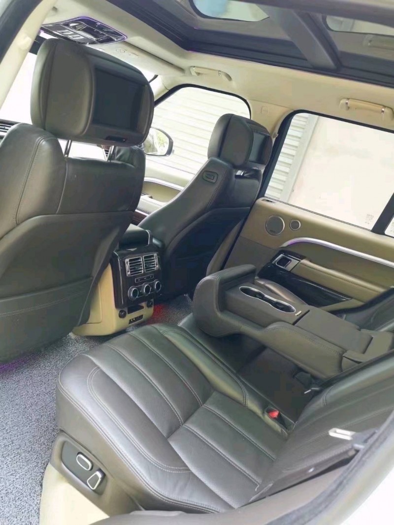 淄博15年路虎揽胜行政9