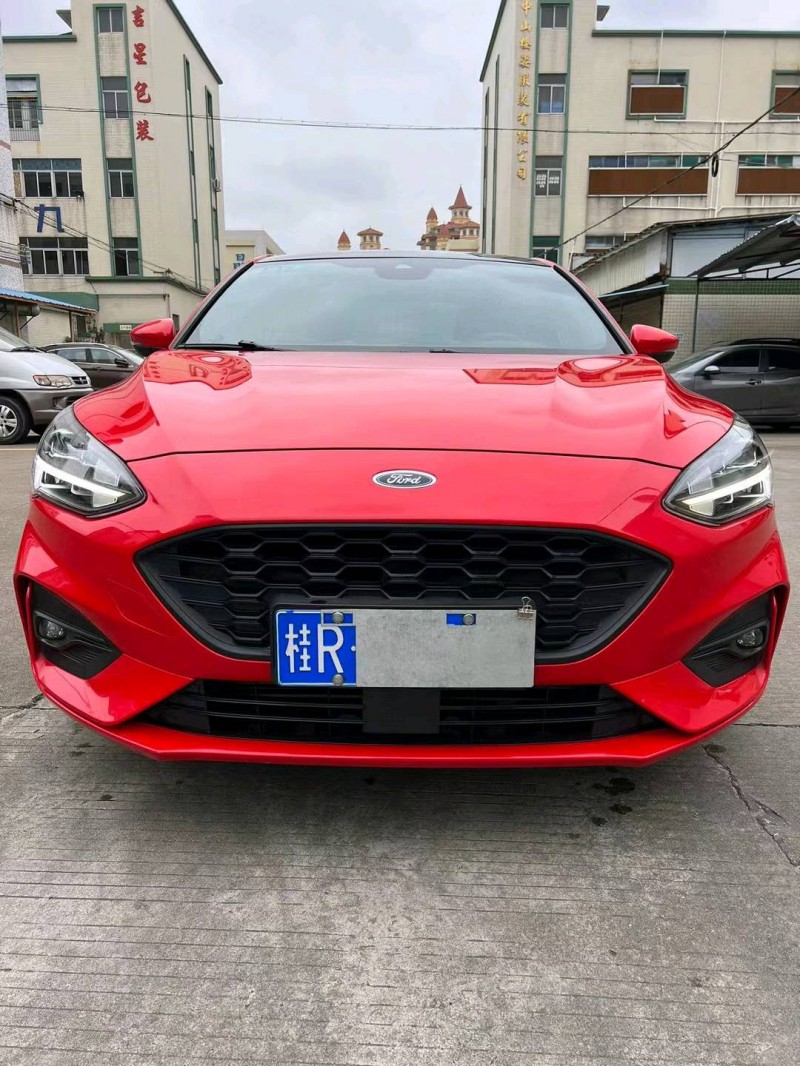 中山20年福特福克斯1