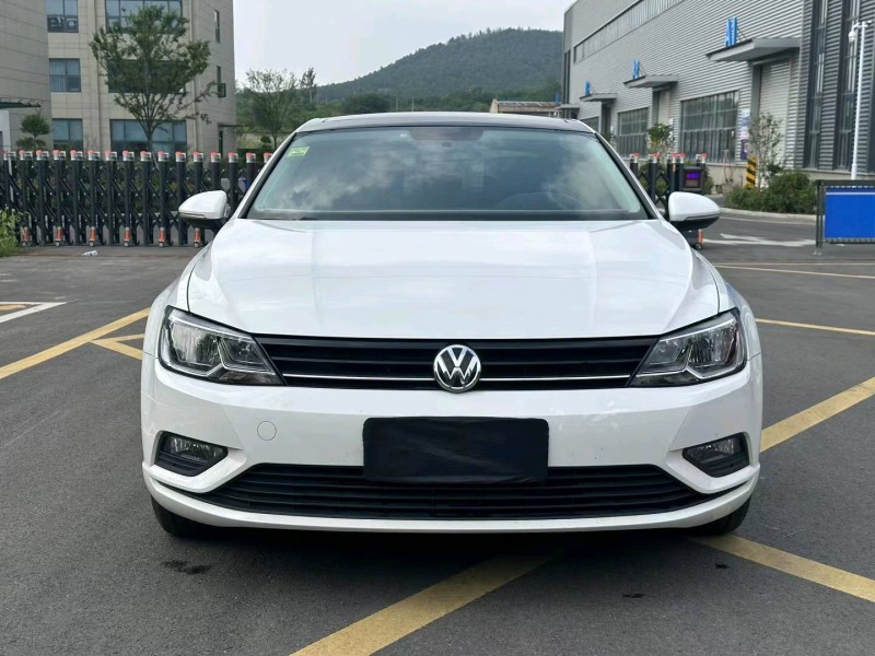 徐州18年大众凌渡1