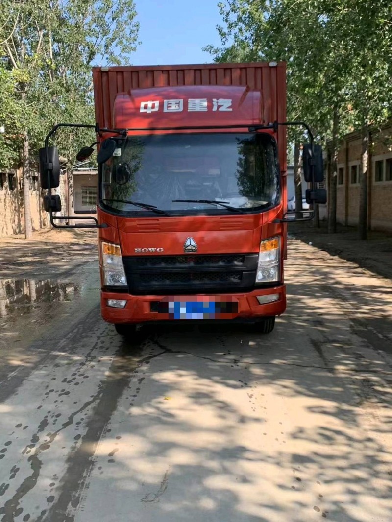 保定22年卡車系列重汽豪沃1