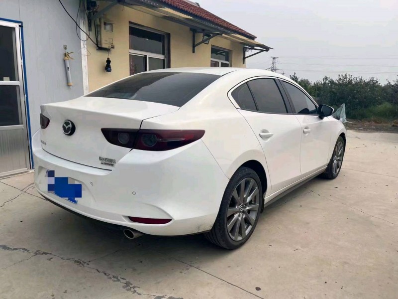 东营21年马自达昂克赛拉8