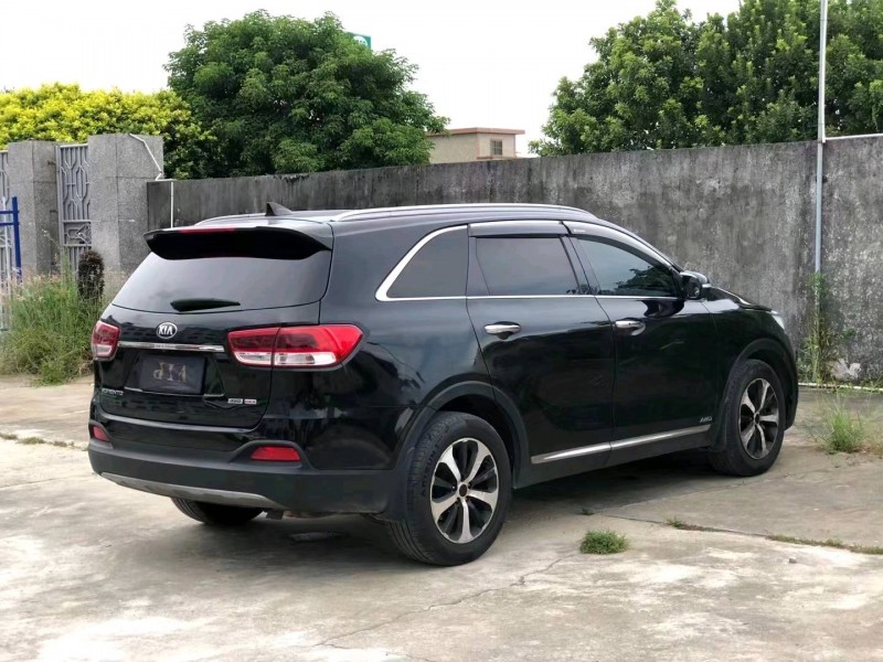 保定16年起亚索兰托8