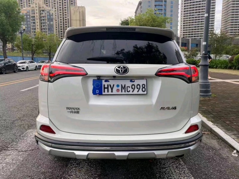 珠海19年丰田RAV4荣放5
