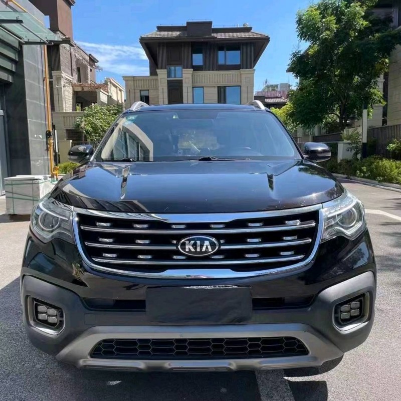 成都19年起亚智跑1