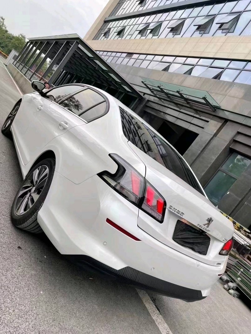 成都21年标致4084