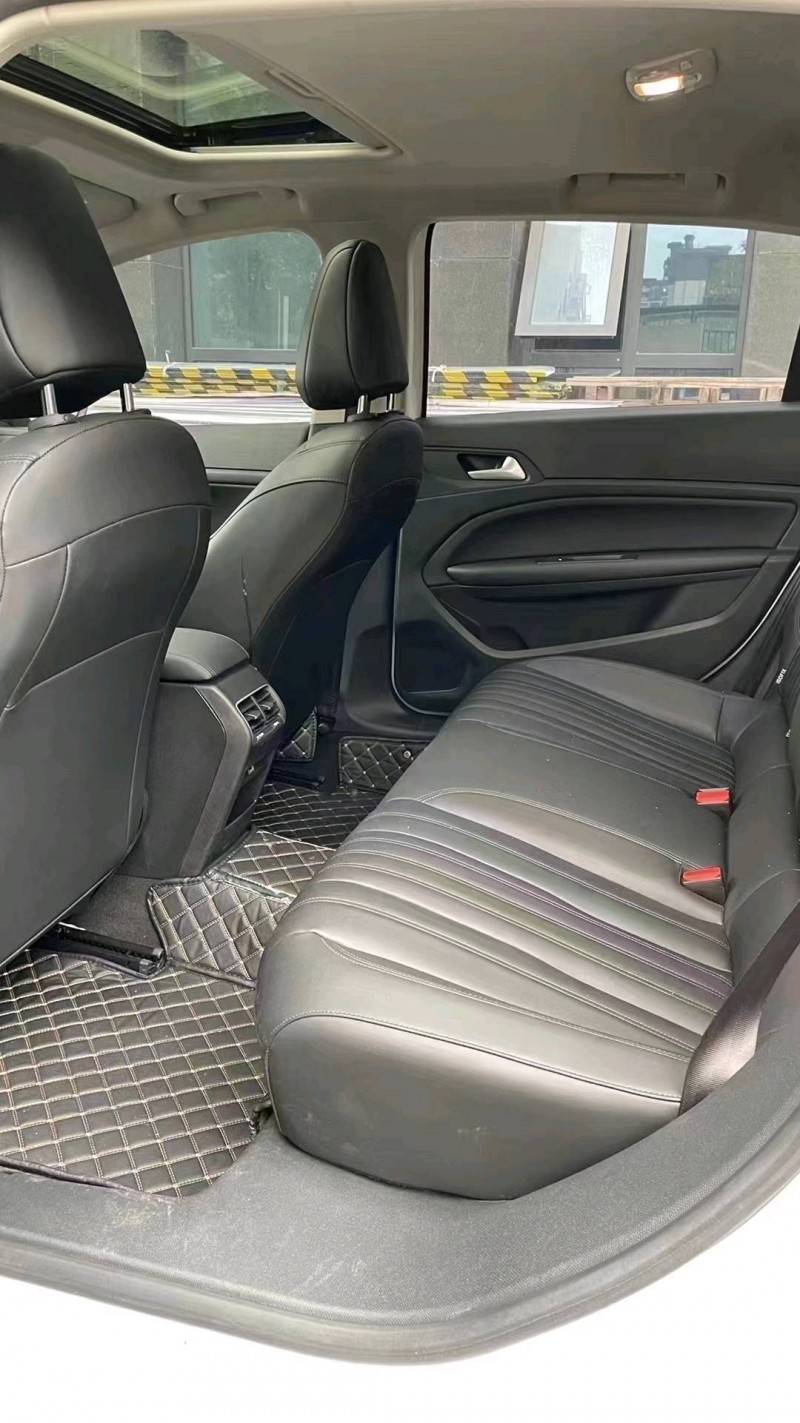 成都21年标致4087