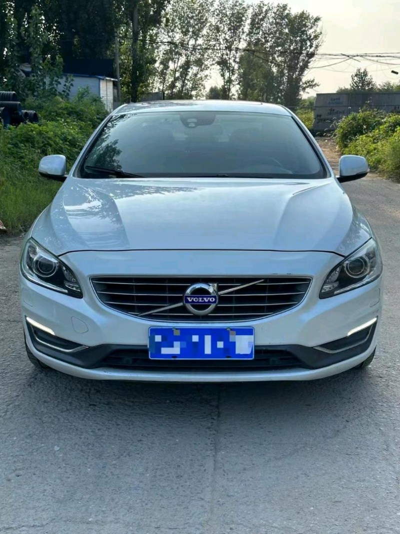 枣庄16年沃尔沃S60L1