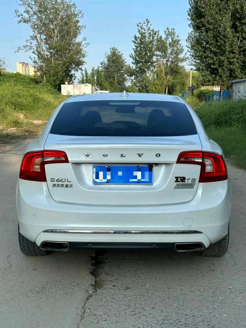 枣庄16年沃尔沃S60L7