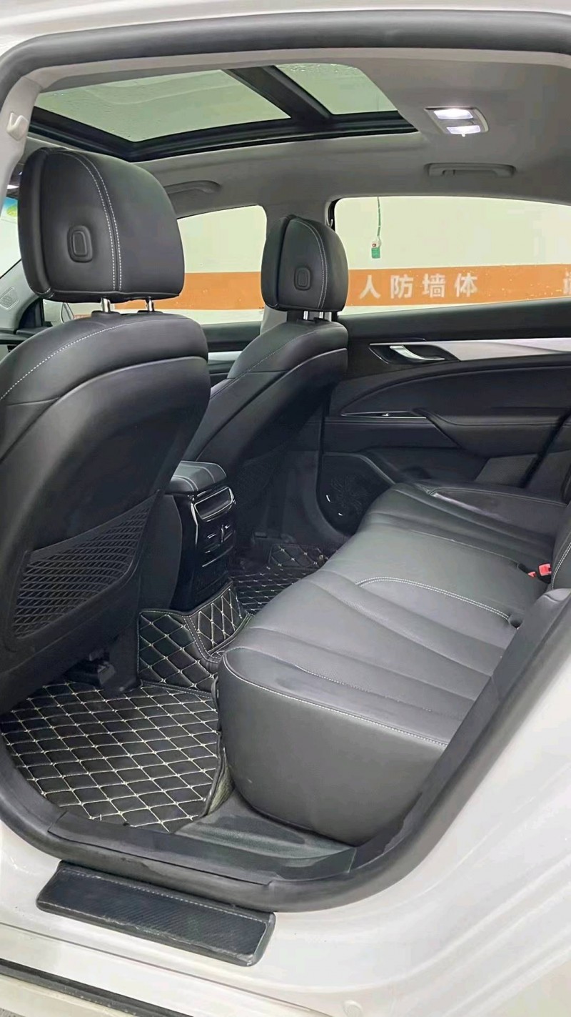 成都20年吉利博越9