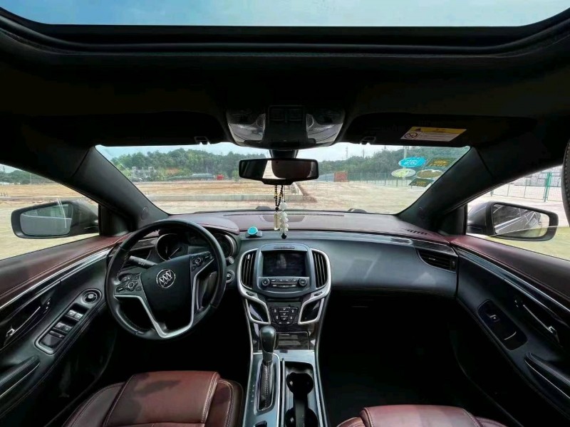 衡阳15年别克君越3