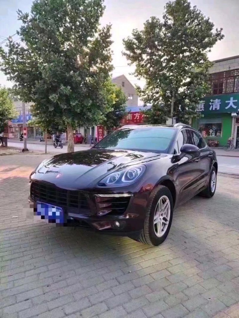 东营16年保时捷Macan2