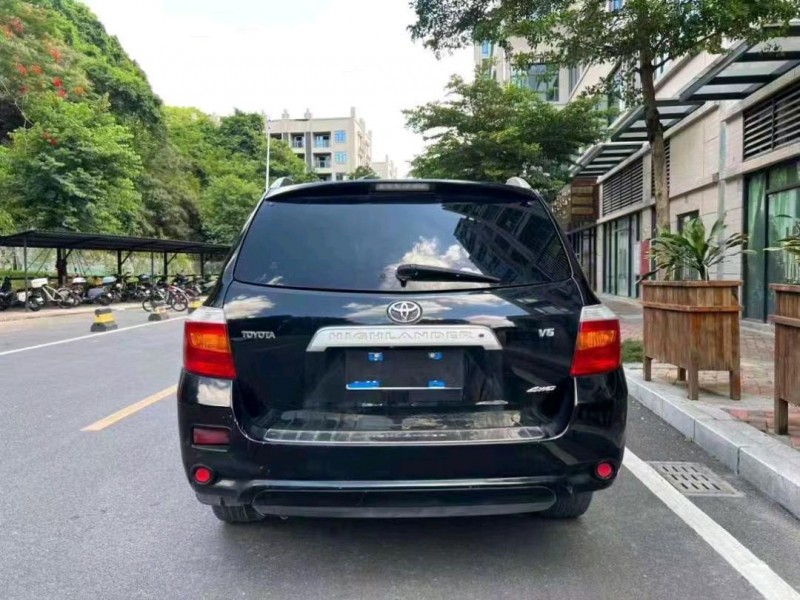 珠海08年丰田汉兰达3