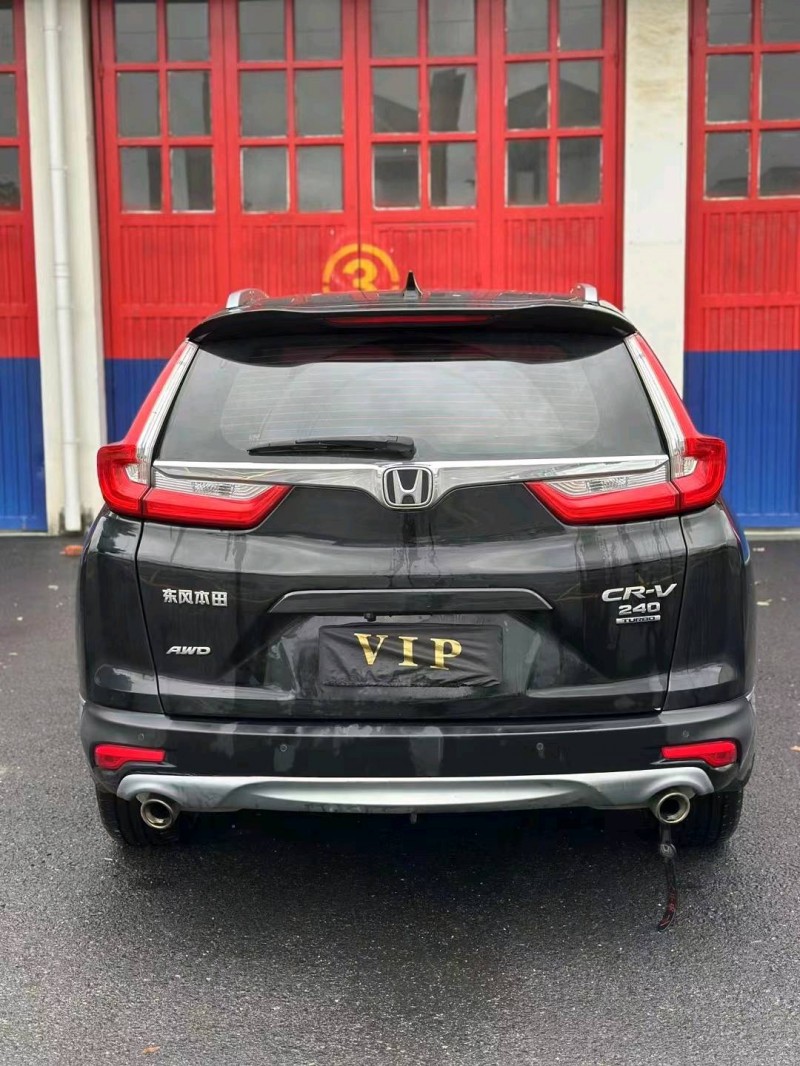 枣庄17年本田CRV8