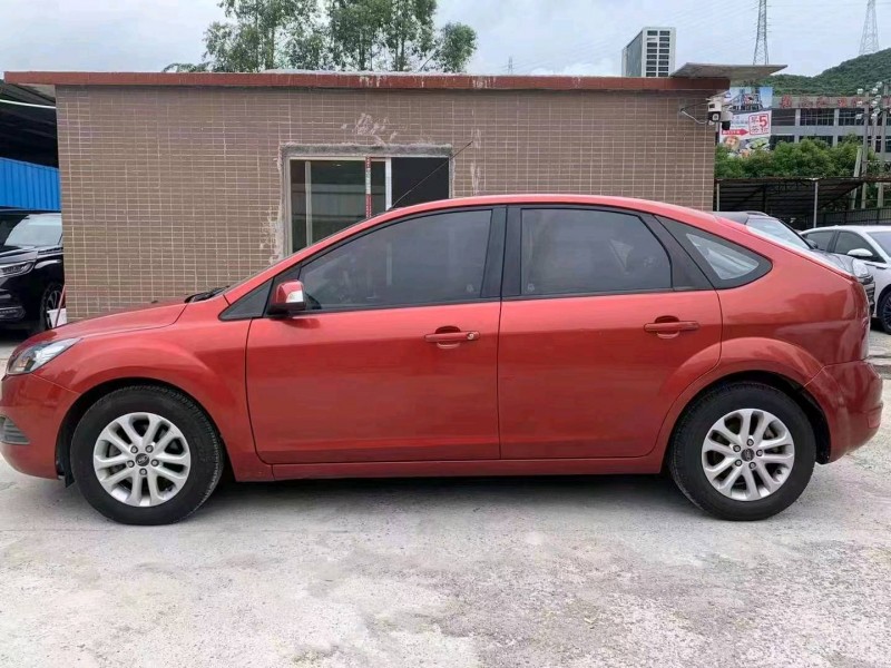 深圳15年福特福克斯3