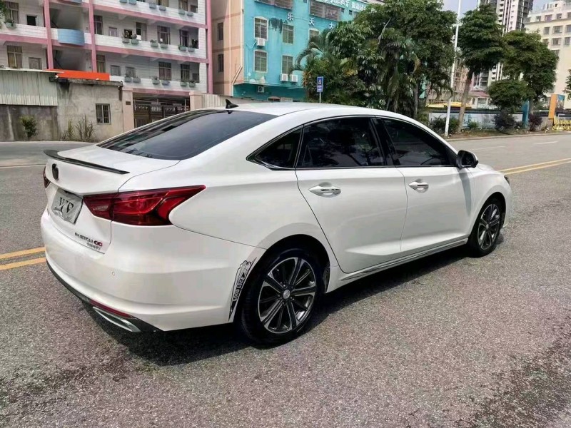 深圳22年长安汽车锐程CC4