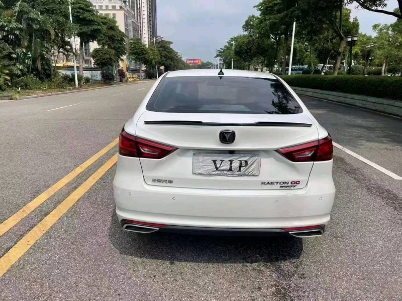 深圳22年长安汽车锐程CC8