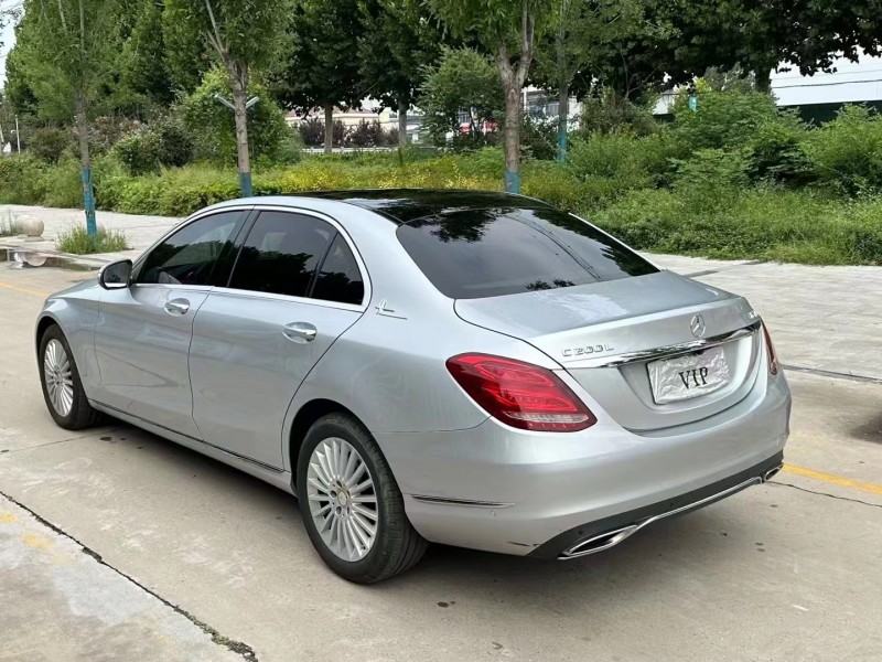 济宁15年奔驰C7